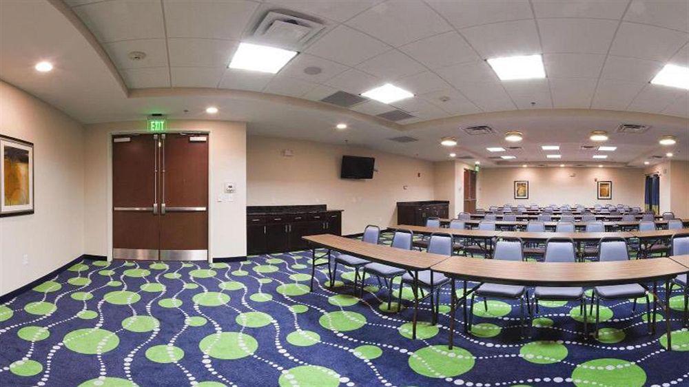 Holiday Inn Express Hotel & Suites Atlanta Airport West - Camp Creek By Ihg Екстер'єр фото