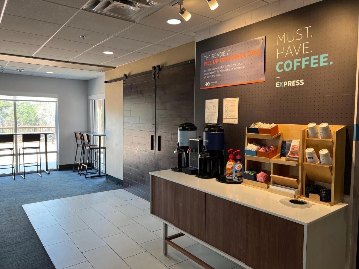 Holiday Inn Express Hotel & Suites Atlanta Airport West - Camp Creek By Ihg Екстер'єр фото