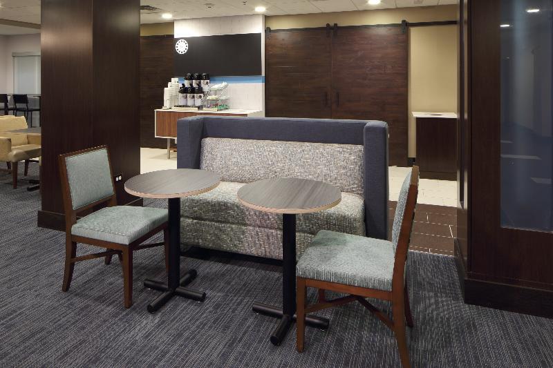 Holiday Inn Express Hotel & Suites Atlanta Airport West - Camp Creek By Ihg Екстер'єр фото